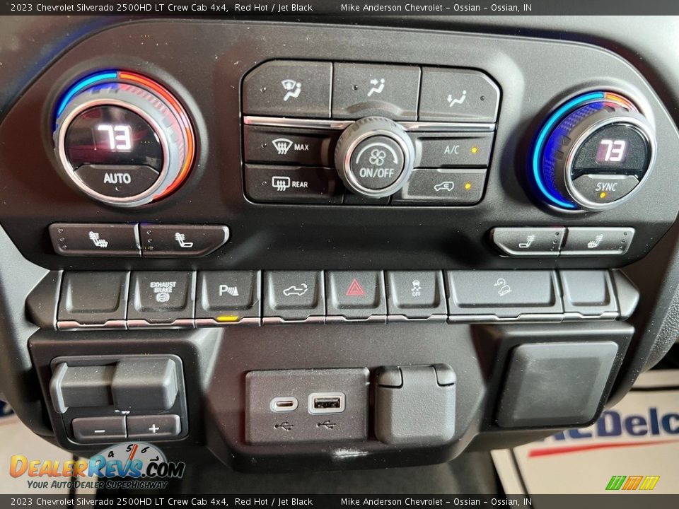 Controls of 2023 Chevrolet Silverado 2500HD LT Crew Cab 4x4 Photo #23