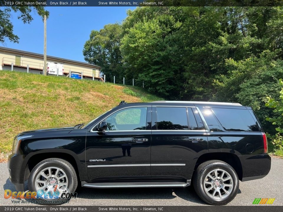 Onyx Black 2019 GMC Yukon Denali Photo #1