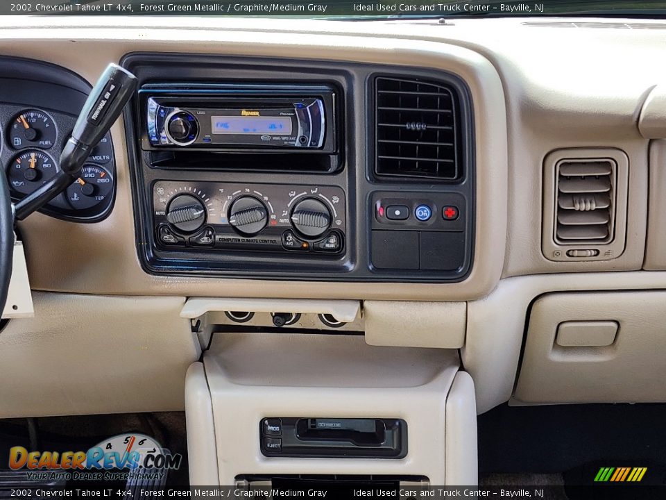 2002 Chevrolet Tahoe LT 4x4 Forest Green Metallic / Graphite/Medium Gray Photo #17