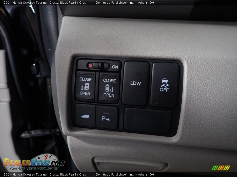 2014 Honda Odyssey Touring Crystal Black Pearl / Gray Photo #31