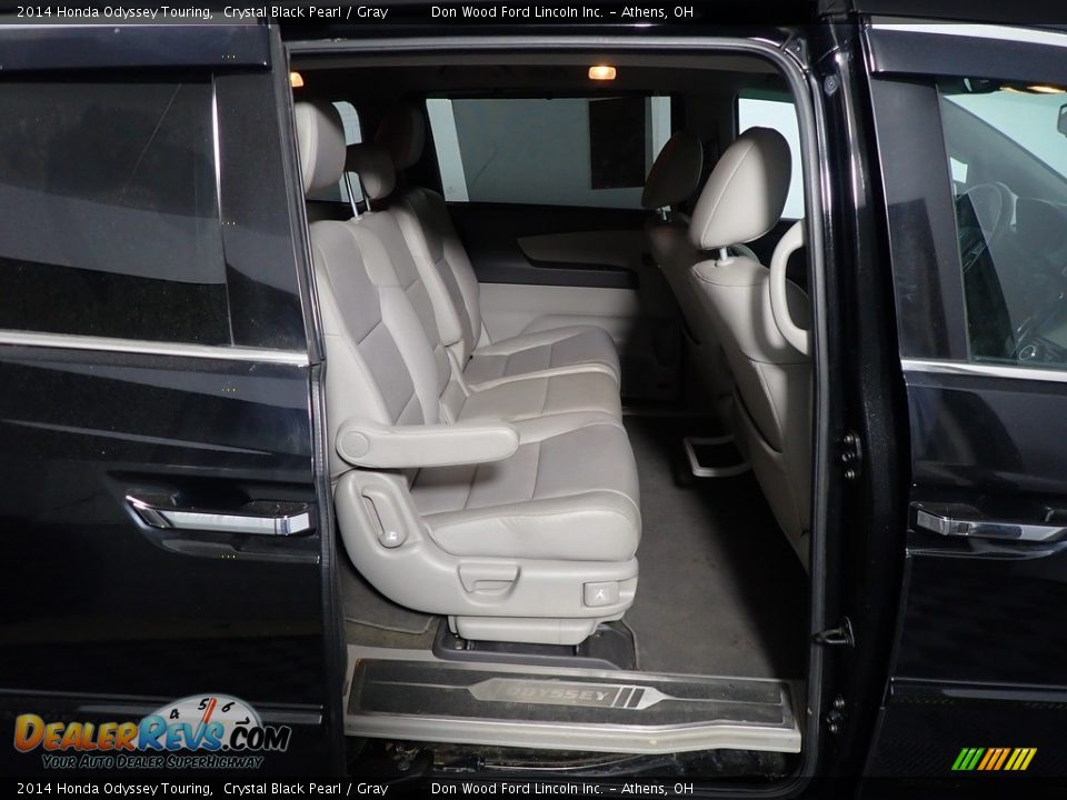2014 Honda Odyssey Touring Crystal Black Pearl / Gray Photo #36