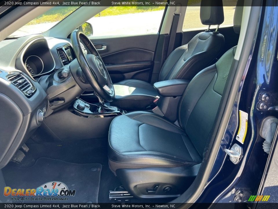 Front Seat of 2020 Jeep Compass Limted 4x4 Photo #10