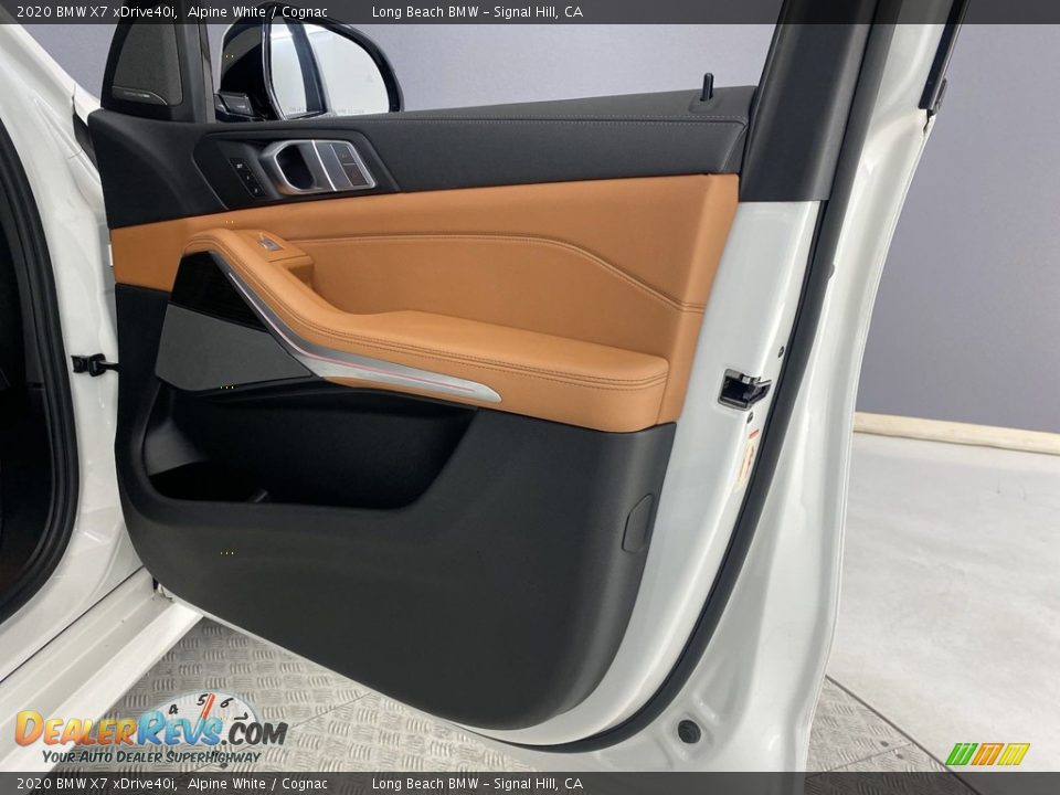 2020 BMW X7 xDrive40i Alpine White / Cognac Photo #31