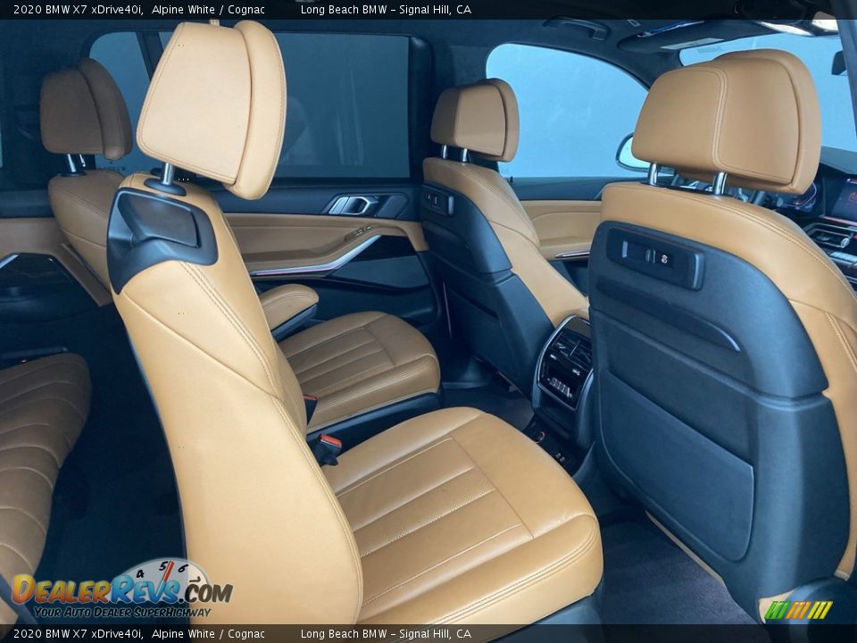 2020 BMW X7 xDrive40i Alpine White / Cognac Photo #35