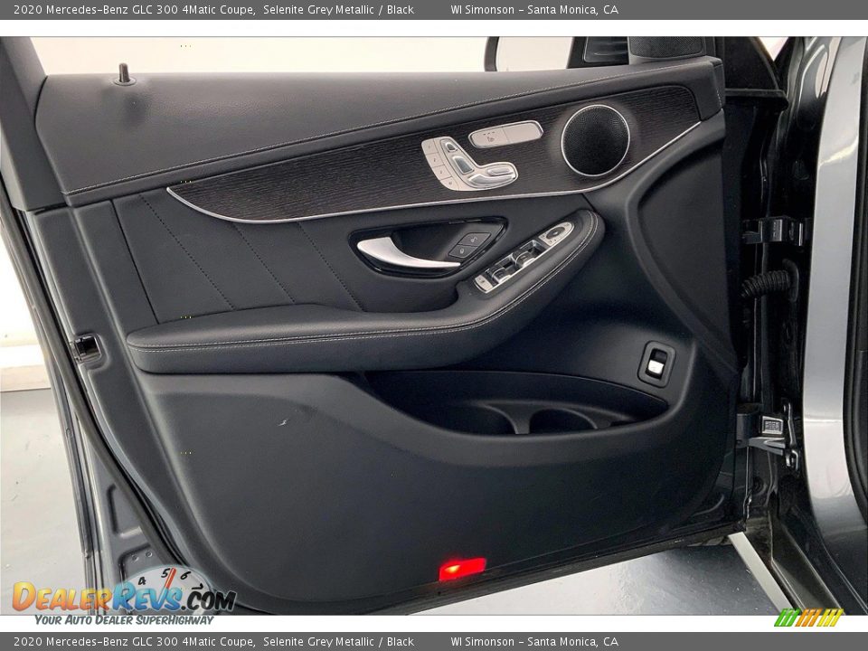Door Panel of 2020 Mercedes-Benz GLC 300 4Matic Coupe Photo #26