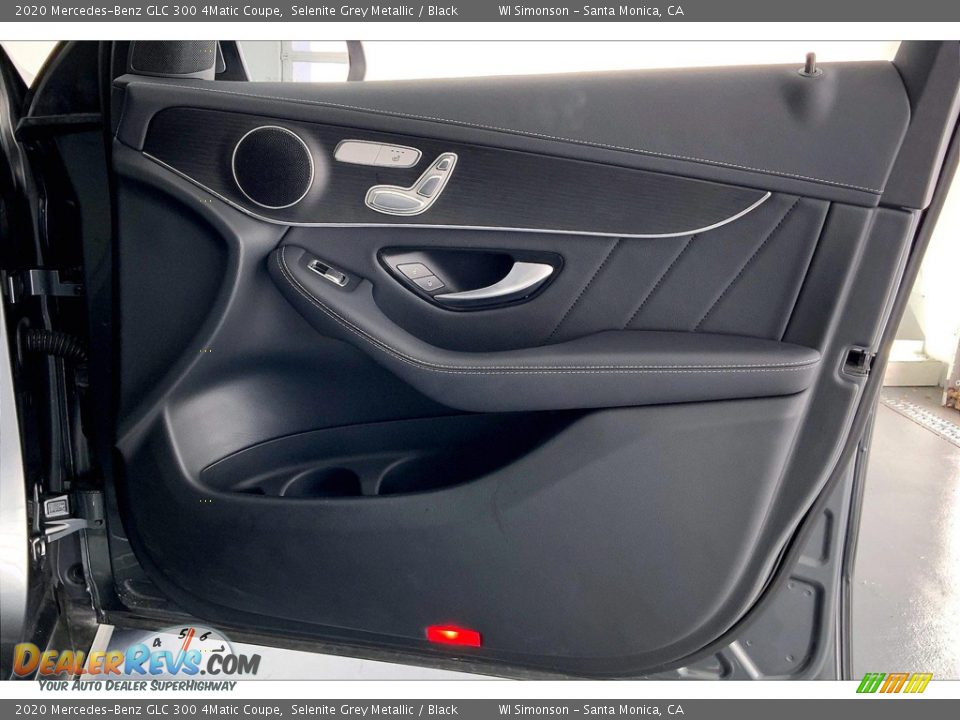 Door Panel of 2020 Mercedes-Benz GLC 300 4Matic Coupe Photo #27