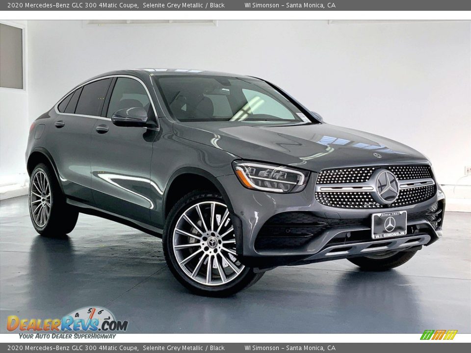 Front 3/4 View of 2020 Mercedes-Benz GLC 300 4Matic Coupe Photo #34
