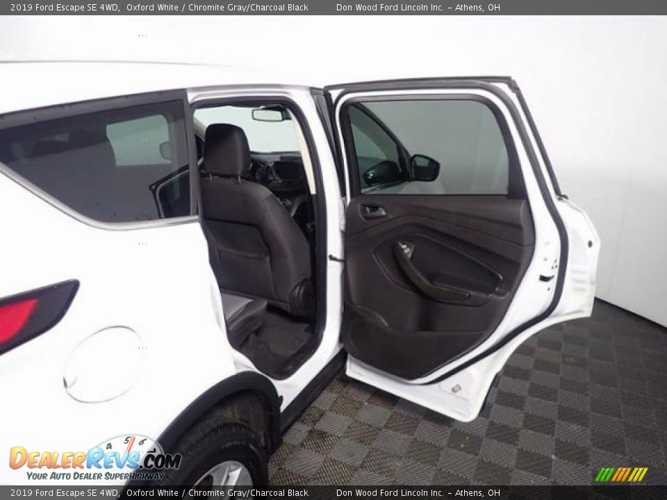 2019 Ford Escape SE 4WD Oxford White / Chromite Gray/Charcoal Black Photo #31