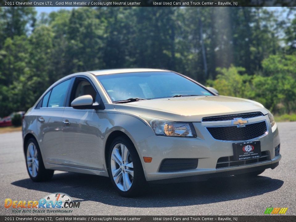 2011 Chevrolet Cruze LTZ Gold Mist Metallic / Cocoa/Light Neutral Leather Photo #2