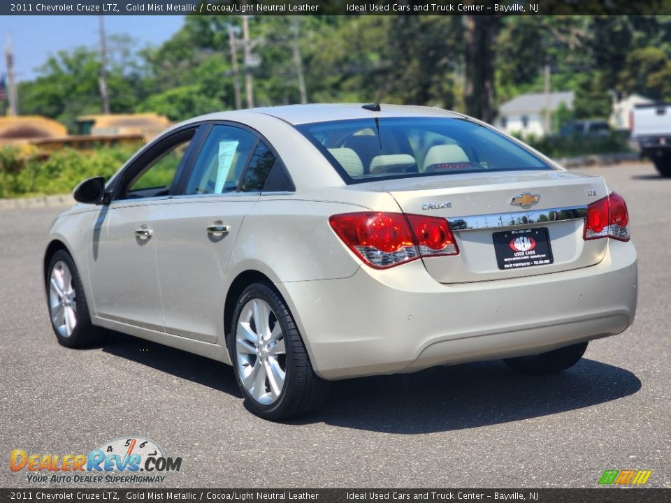 2011 Chevrolet Cruze LTZ Gold Mist Metallic / Cocoa/Light Neutral Leather Photo #6