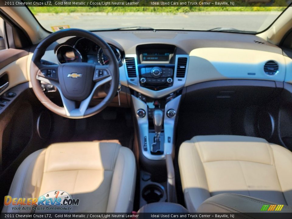 2011 Chevrolet Cruze LTZ Gold Mist Metallic / Cocoa/Light Neutral Leather Photo #15