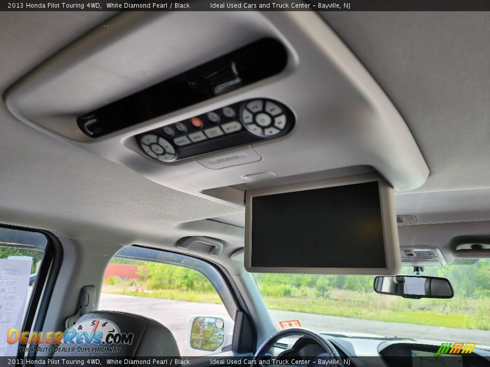 2013 Honda Pilot Touring 4WD White Diamond Pearl / Black Photo #16