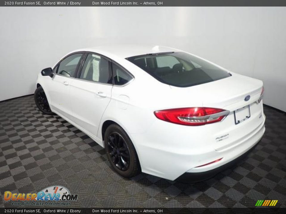 2020 Ford Fusion SE Oxford White / Ebony Photo #10