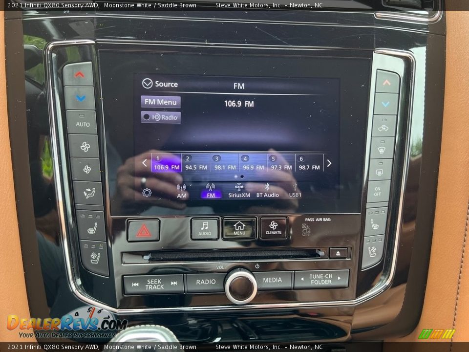 Controls of 2021 Infiniti QX80 Sensory AWD Photo #27