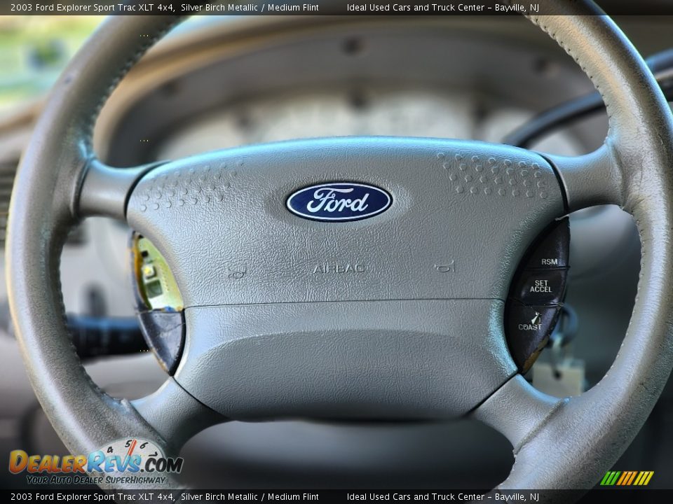 2003 Ford Explorer Sport Trac XLT 4x4 Steering Wheel Photo #26
