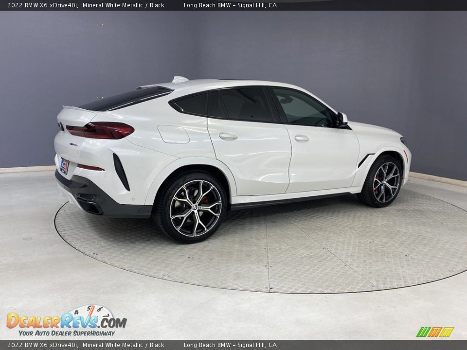 Mineral White Metallic 2022 BMW X6 xDrive40i Photo #5