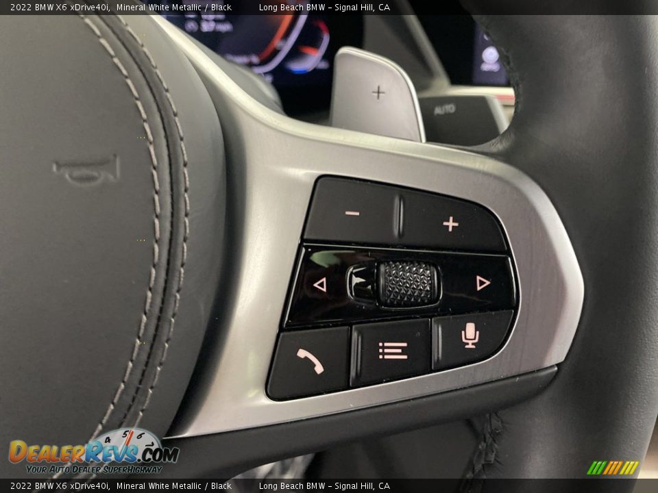 2022 BMW X6 xDrive40i Steering Wheel Photo #19