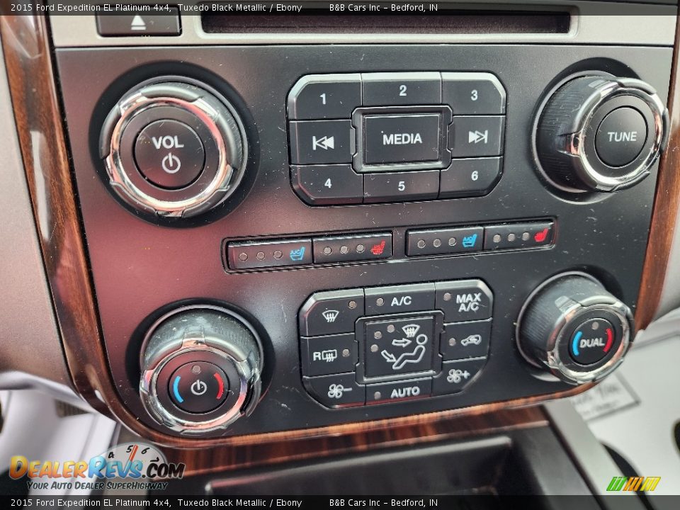 Controls of 2015 Ford Expedition EL Platinum 4x4 Photo #15