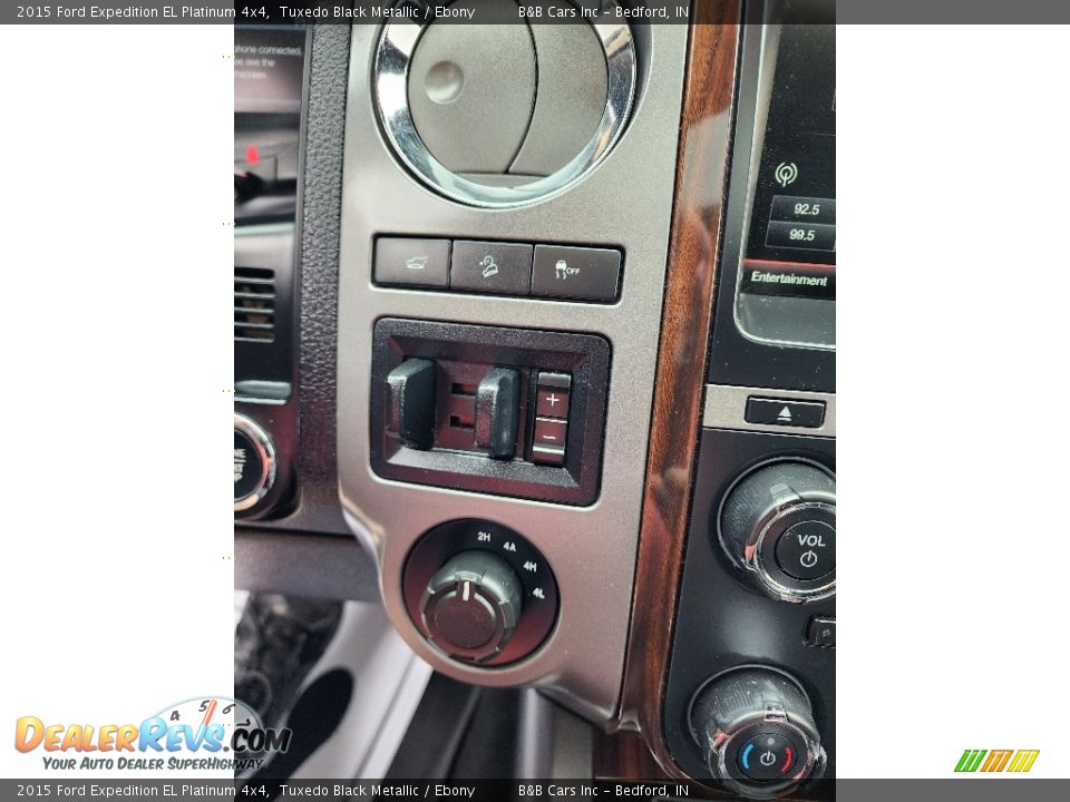 Controls of 2015 Ford Expedition EL Platinum 4x4 Photo #16