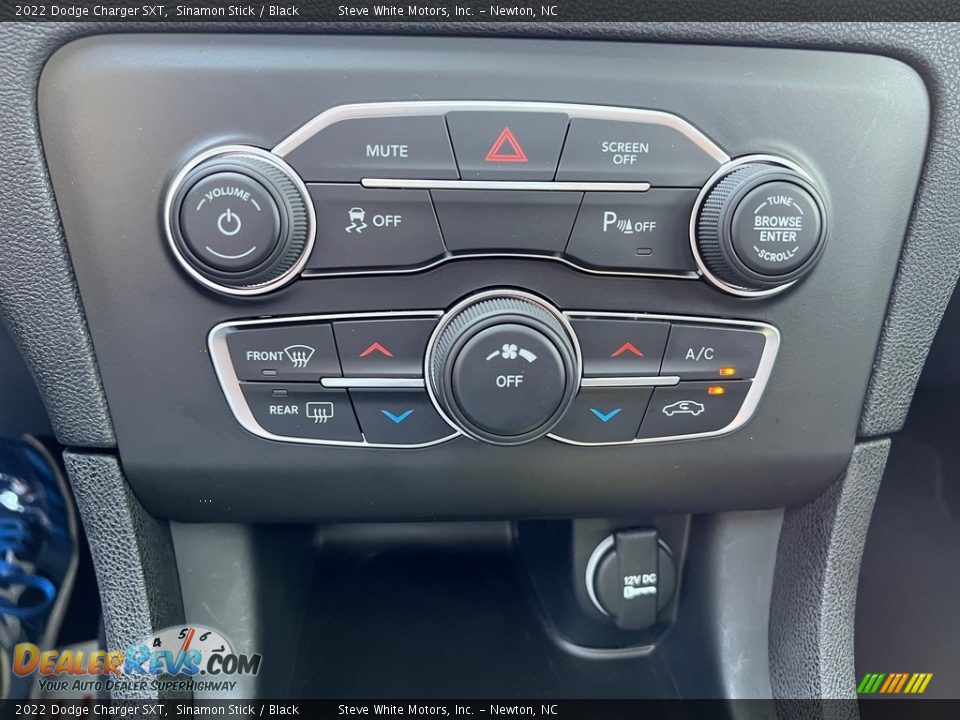 Controls of 2022 Dodge Charger SXT Photo #23