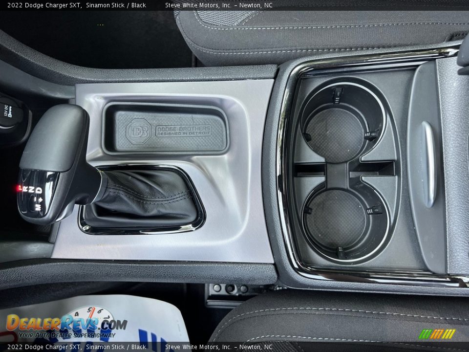 2022 Dodge Charger SXT Shifter Photo #24