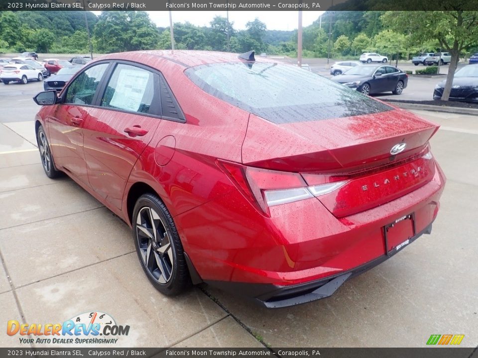 2023 Hyundai Elantra SEL Calypso Red / Black Photo #5