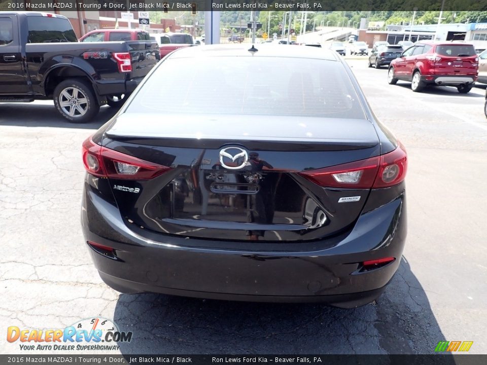 2016 Mazda MAZDA3 i Touring 4 Door Jet Black Mica / Black Photo #7