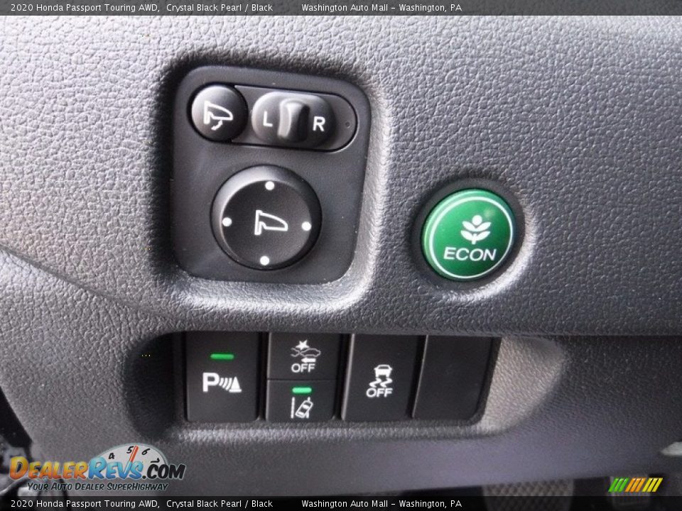 Controls of 2020 Honda Passport Touring AWD Photo #14