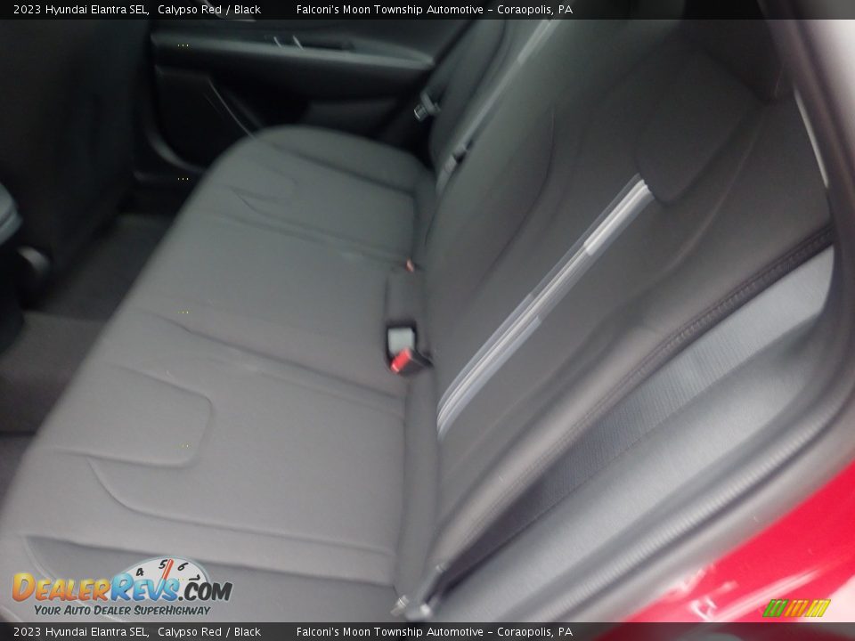 2023 Hyundai Elantra SEL Calypso Red / Black Photo #12