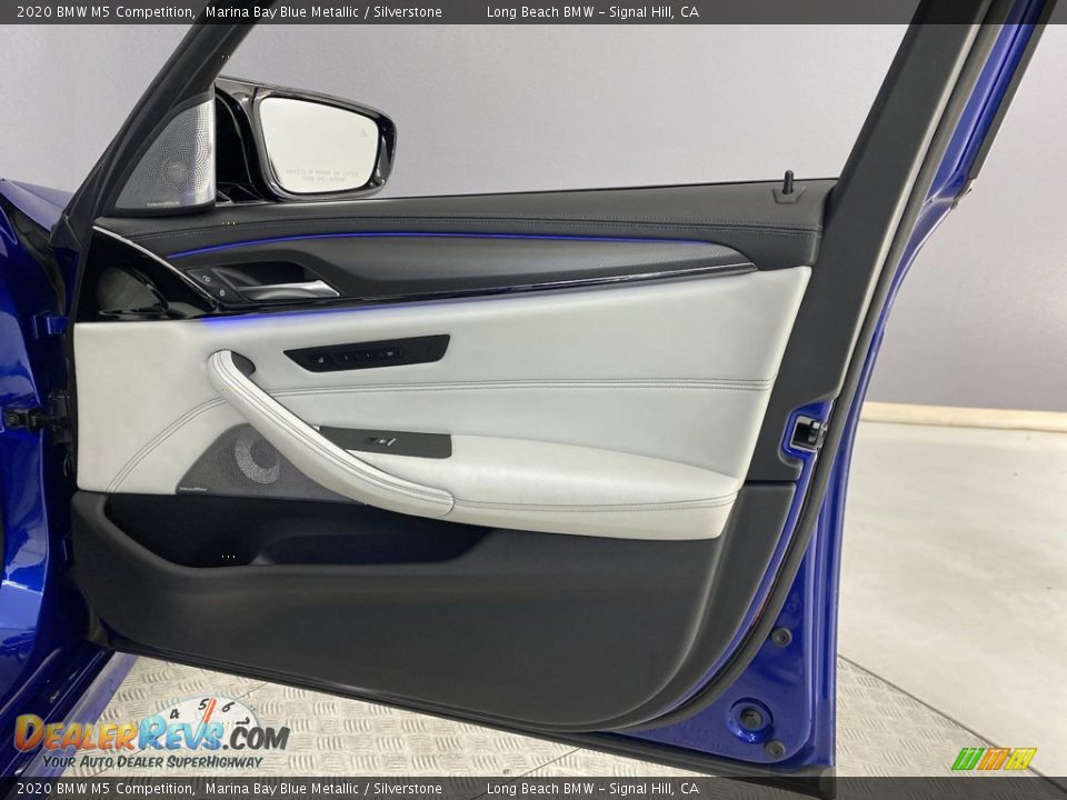 Door Panel of 2020 BMW M5 Competition Photo #30