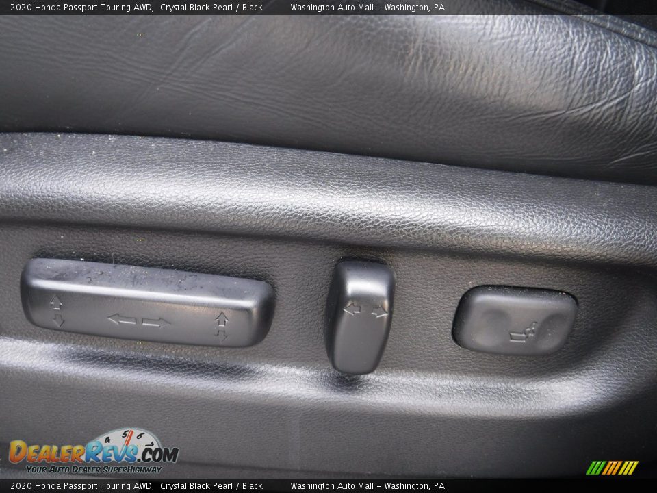 Front Seat of 2020 Honda Passport Touring AWD Photo #16