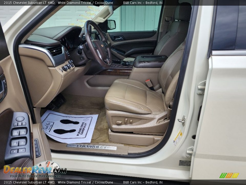 Front Seat of 2015 Chevrolet Suburban LT 4WD Photo #7