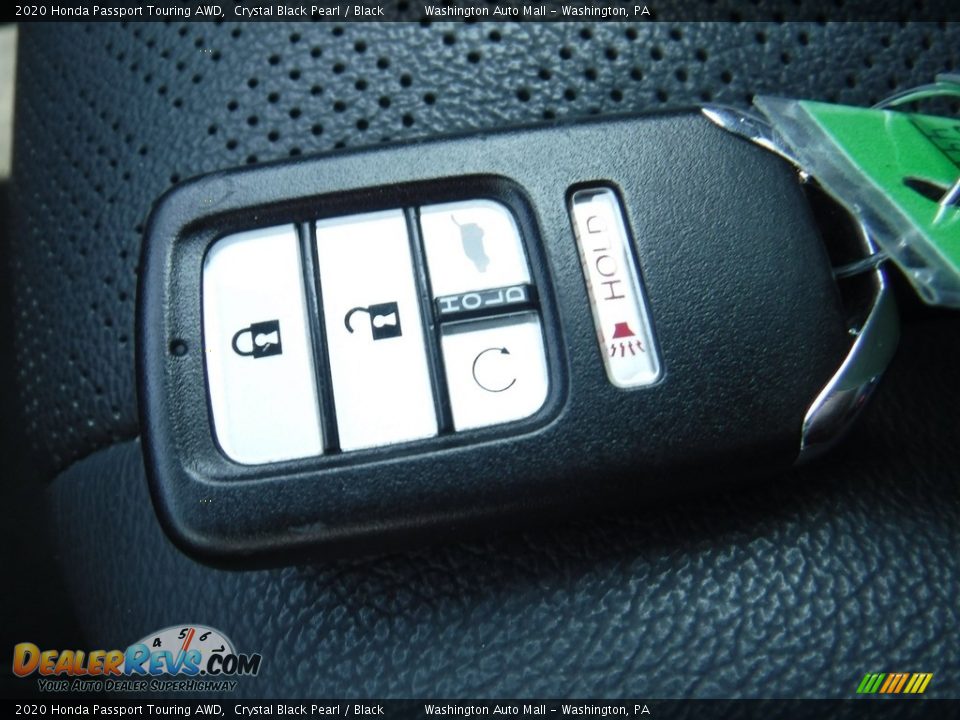 Keys of 2020 Honda Passport Touring AWD Photo #32