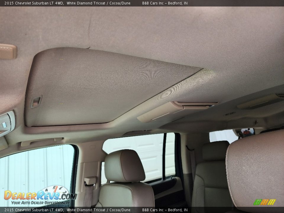 2015 Chevrolet Suburban LT 4WD White Diamond Tricoat / Cocoa/Dune Photo #17