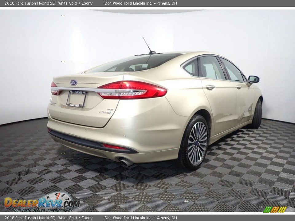 2018 Ford Fusion Hybrid SE White Gold / Ebony Photo #16