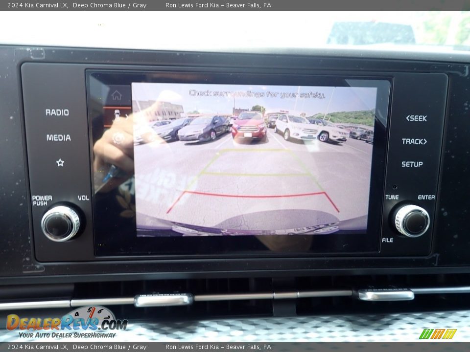 2024 Kia Carnival LX Deep Chroma Blue / Gray Photo #19