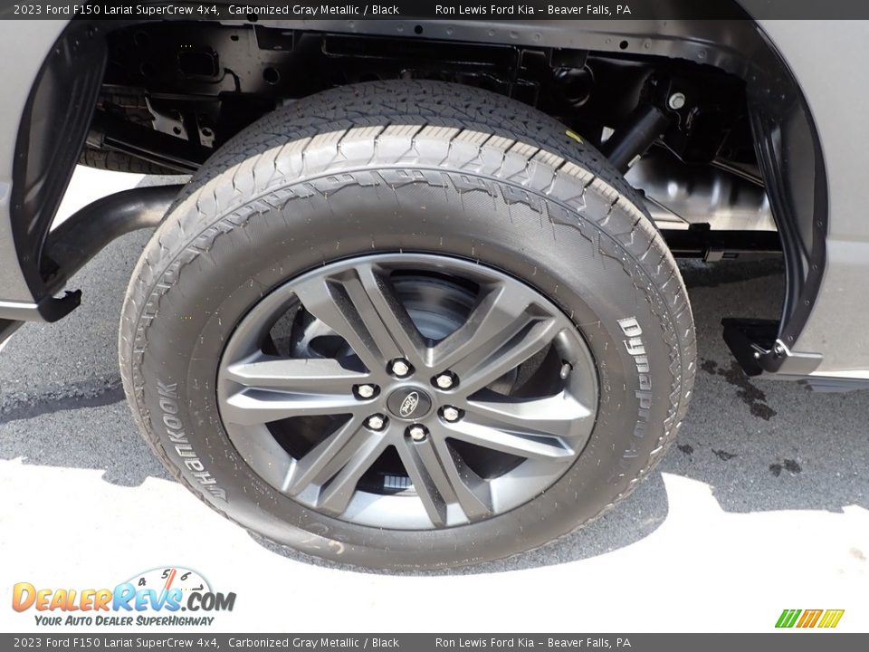 2023 Ford F150 Lariat SuperCrew 4x4 Carbonized Gray Metallic / Black Photo #9