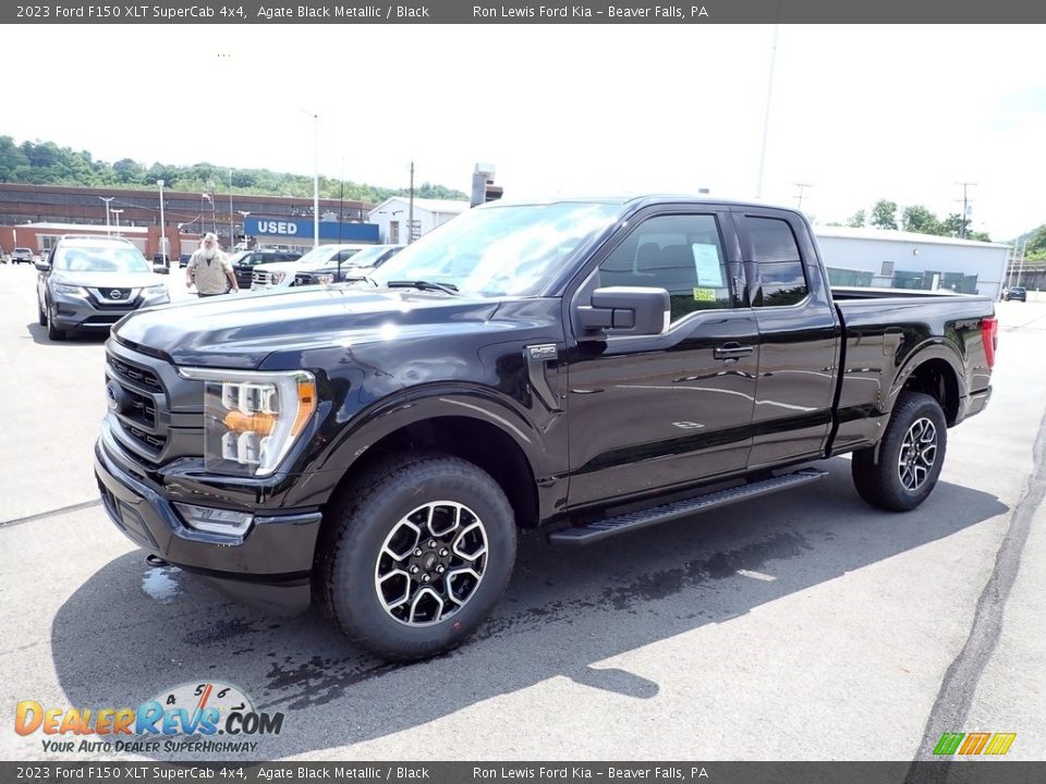 2023 Ford F150 XLT SuperCab 4x4 Agate Black Metallic / Black Photo #4