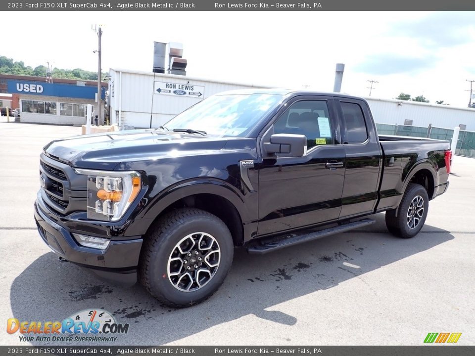 2023 Ford F150 XLT SuperCab 4x4 Agate Black Metallic / Black Photo #4
