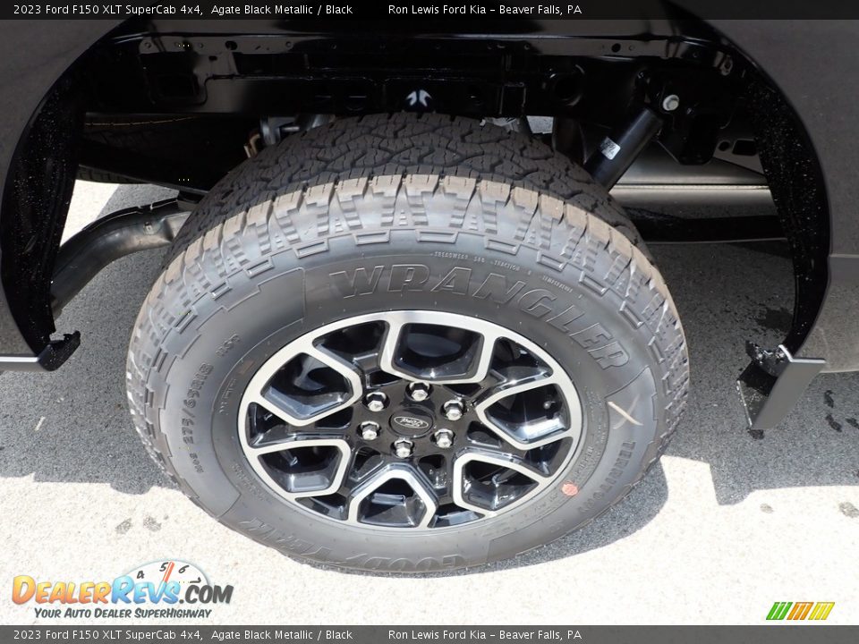 2023 Ford F150 XLT SuperCab 4x4 Agate Black Metallic / Black Photo #9