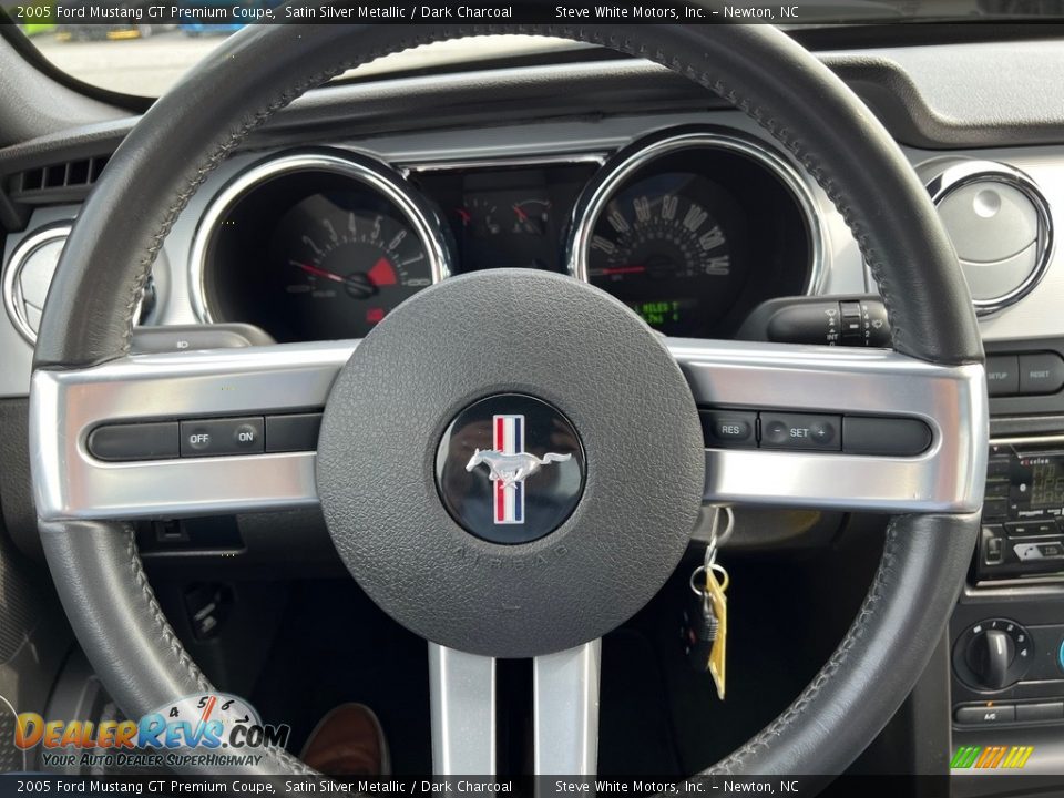 2005 Ford Mustang GT Premium Coupe Satin Silver Metallic / Dark Charcoal Photo #16