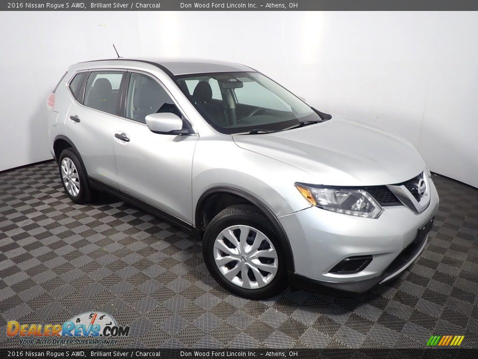 2016 Nissan Rogue S AWD Brilliant Silver / Charcoal Photo #3