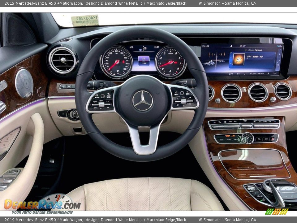 Dashboard of 2019 Mercedes-Benz E 450 4Matic Wagon Photo #4