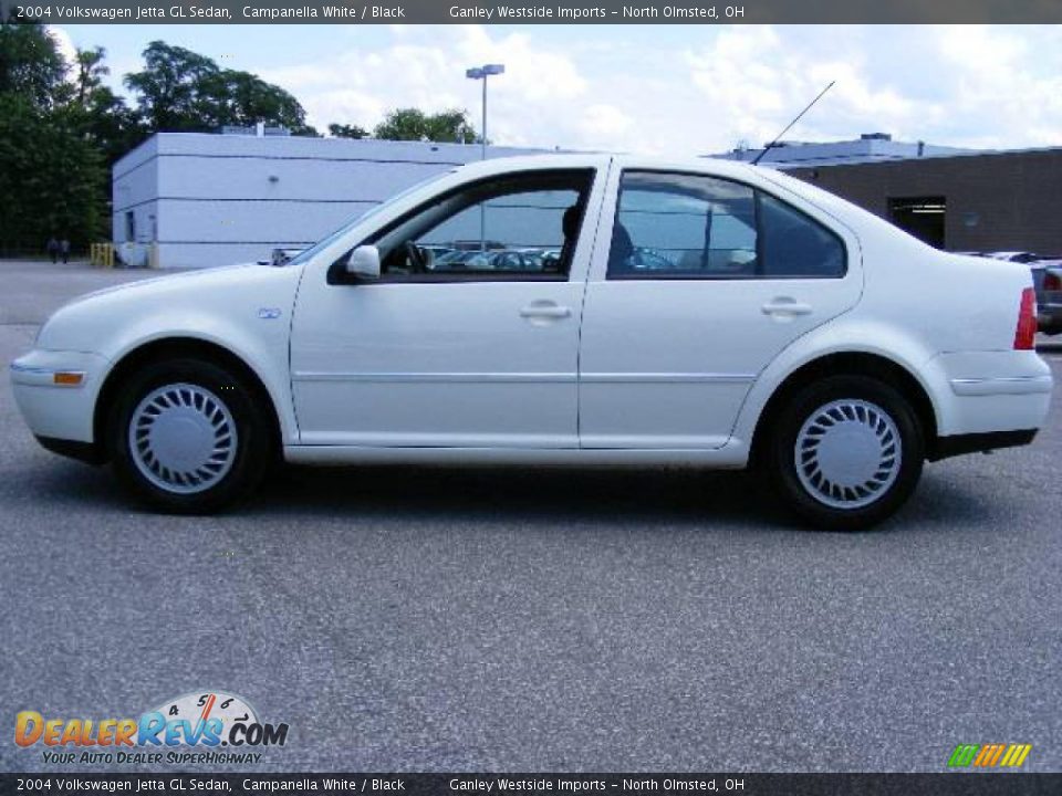 2004 Volkswagen Jetta GL Sedan Campanella White / Black Photo #2