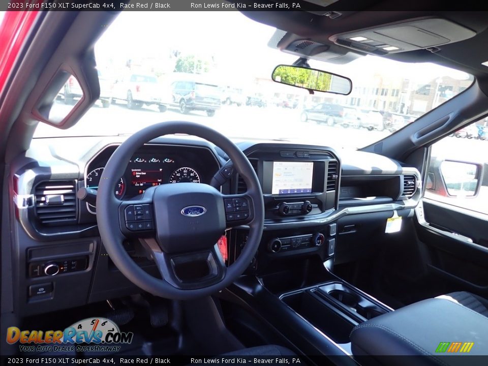 Dashboard of 2023 Ford F150 XLT SuperCab 4x4 Photo #14