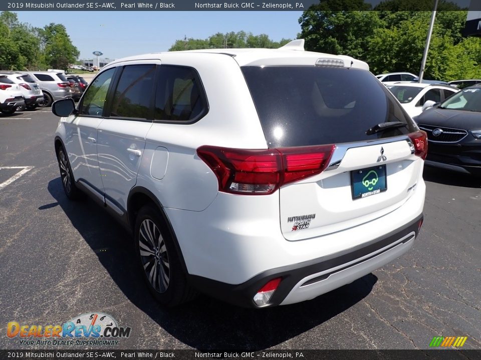 2019 Mitsubishi Outlander SE S-AWC Pearl White / Black Photo #4