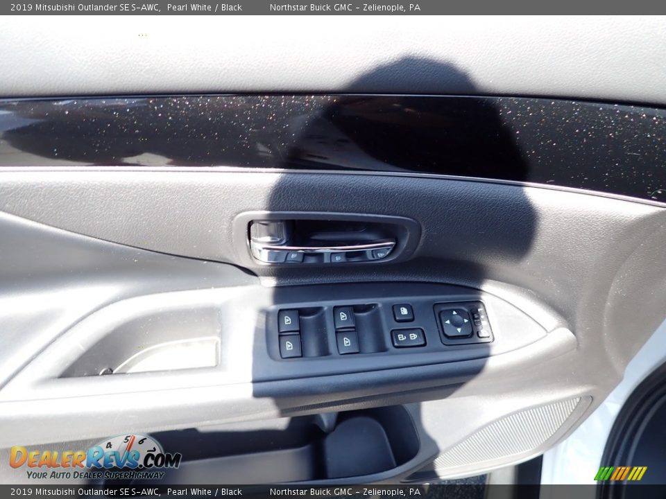 2019 Mitsubishi Outlander SE S-AWC Pearl White / Black Photo #21