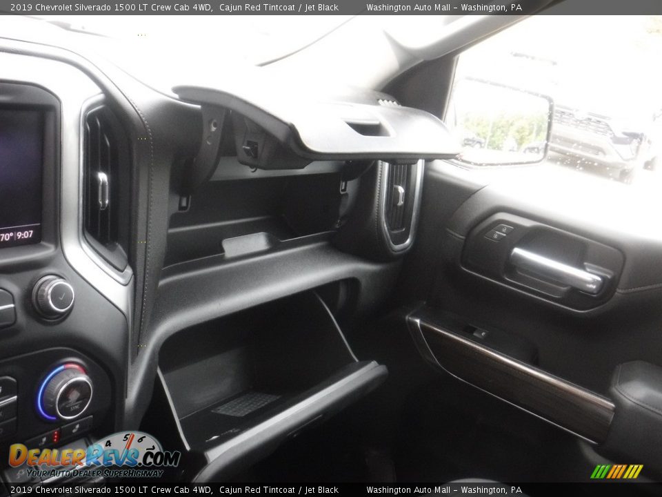 2019 Chevrolet Silverado 1500 LT Crew Cab 4WD Cajun Red Tintcoat / Jet Black Photo #32