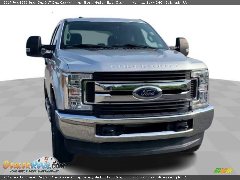 2017 Ford F250 Super Duty XLT Crew Cab 4x4 Ingot Silver / Medium Earth Gray Photo #3