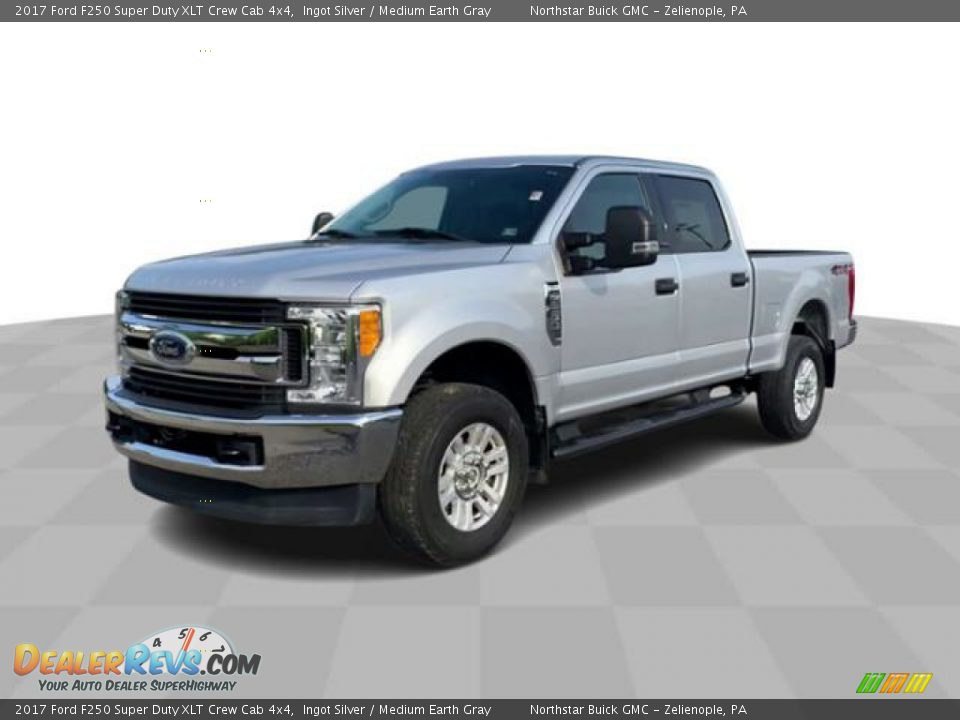 2017 Ford F250 Super Duty XLT Crew Cab 4x4 Ingot Silver / Medium Earth Gray Photo #4